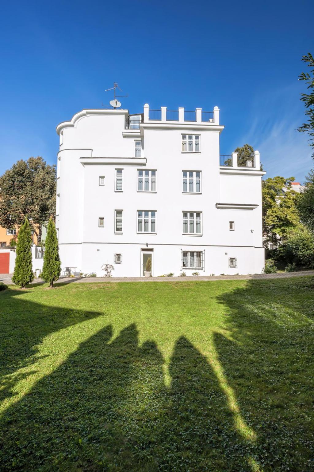 Apartments Villa Whitehouse Ostrava Kültér fotó