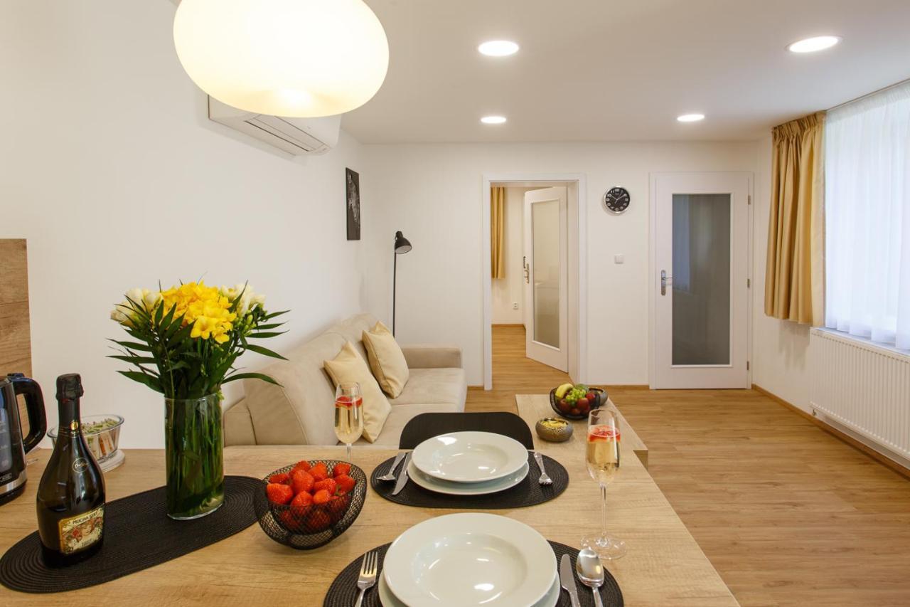 Apartments Villa Whitehouse Ostrava Kültér fotó