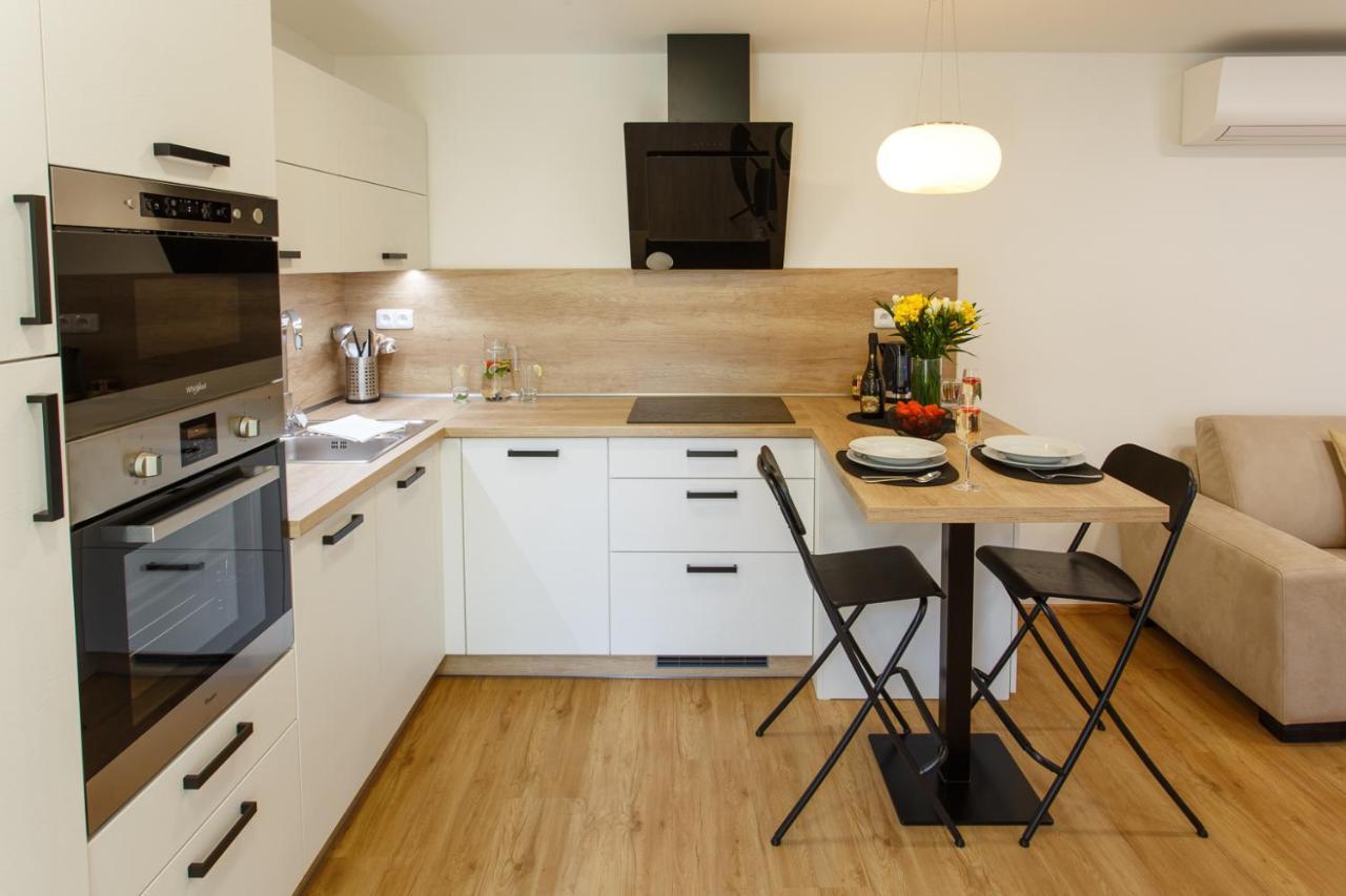 Apartments Villa Whitehouse Ostrava Kültér fotó