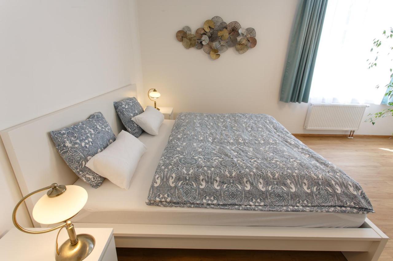 Apartments Villa Whitehouse Ostrava Kültér fotó